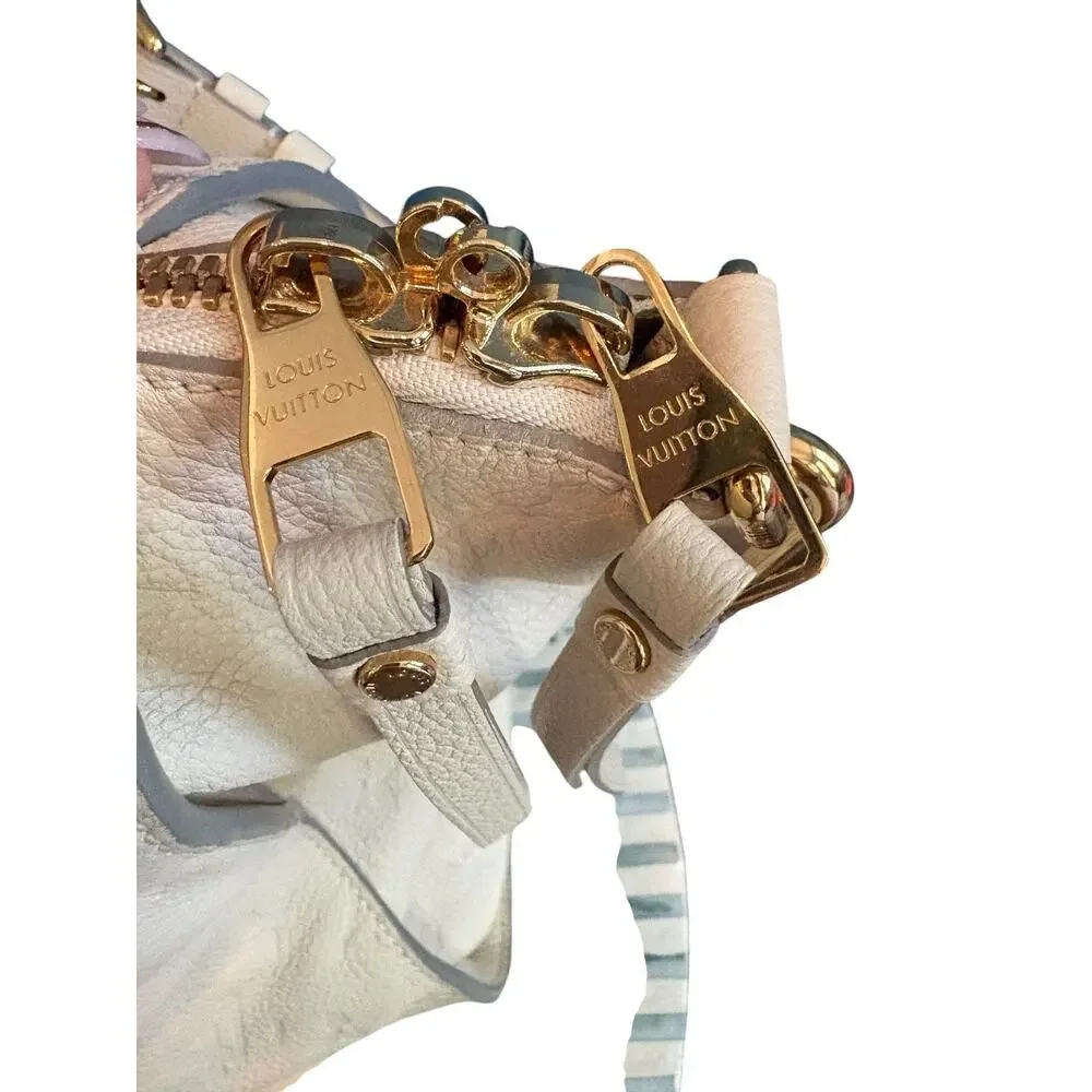 Louis Vuitton Empriente Lumineuse MM